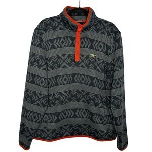 L.L.bean Mens Large pullover gray tribal/aztec with red details